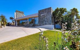 Yachting Hotel Quintero